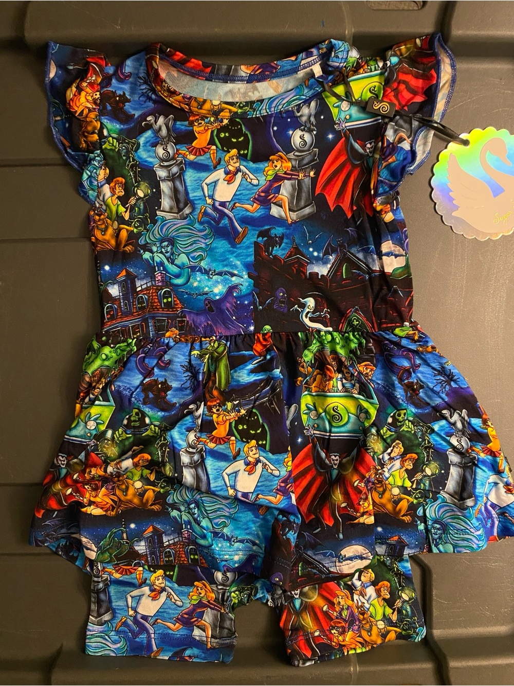 Sugar Swan 18-24 months bamboo peekaboo twirl onsie with built in shorts NWT